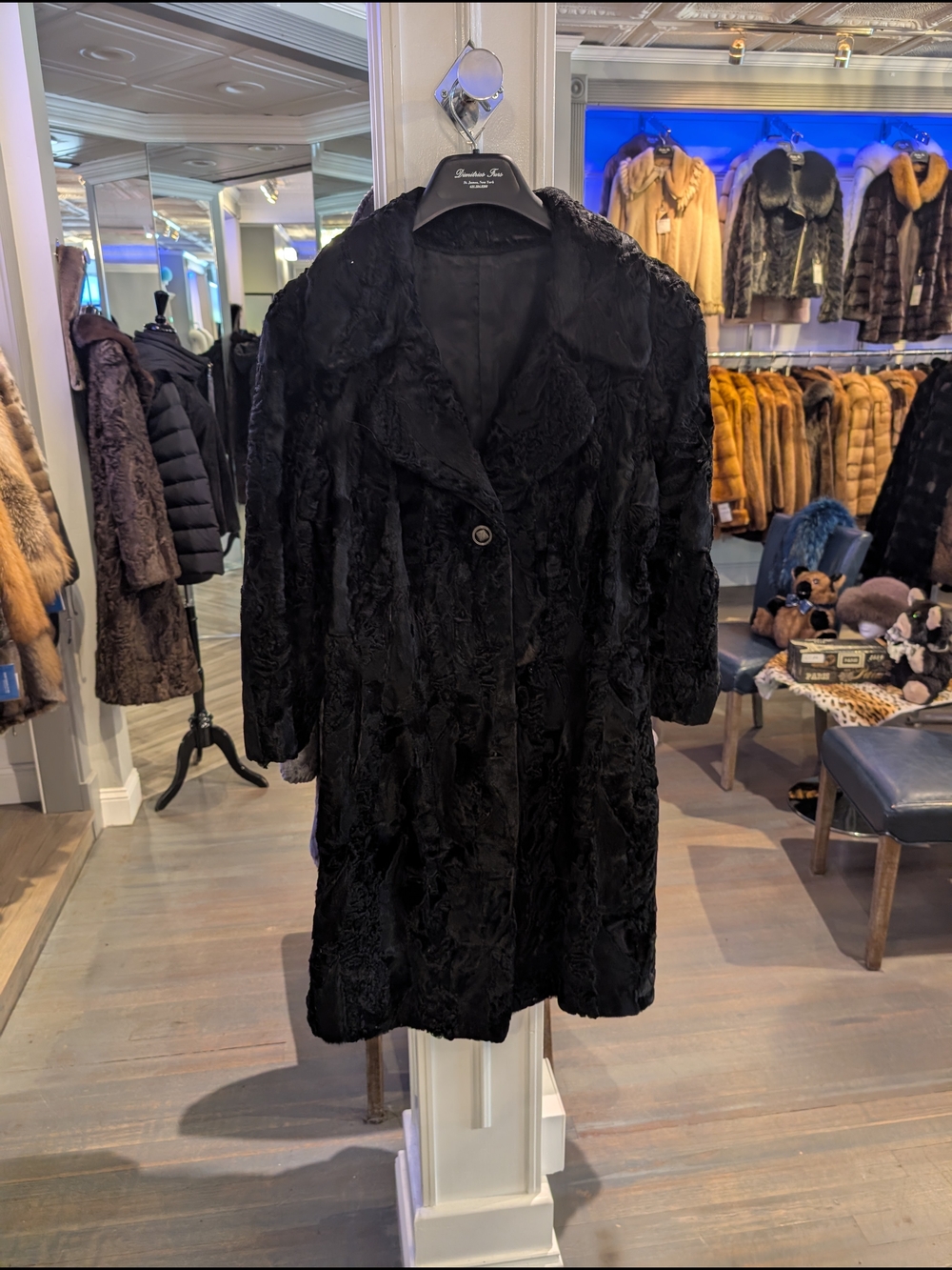 Black Women's Vintage-Style Coat Persian Lamb